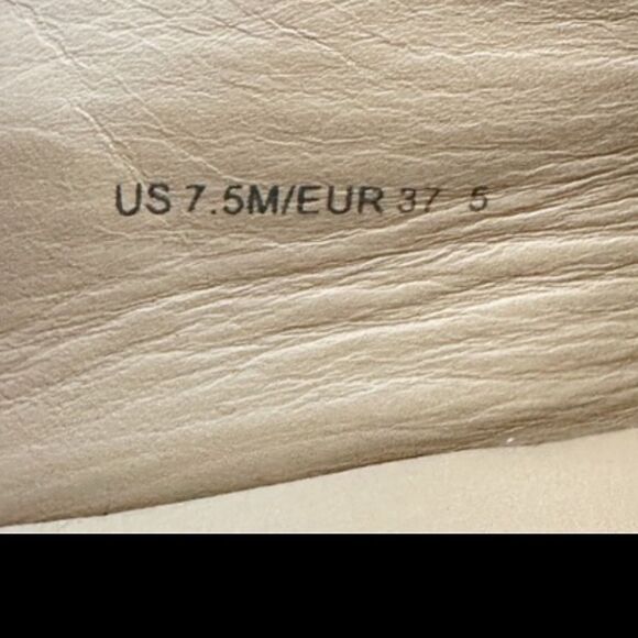 Vince Blair Perforated Slip On Sneaker Size 7.5 - Picture 9 of 9